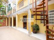 Casa em Chácara Figueira Grande, São Paulo/SP de 170m² 4...