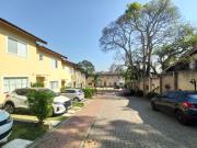 Casa em Chácara Pavoeiro, Cotia/SP de 120m² 3 quartos à...