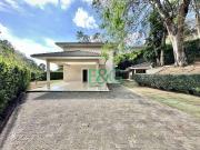 Casa em Chácara Santa Lúcia, Carapicuíba/SP de 293m² 4...