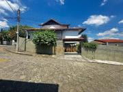 Casa em Cidade Jardim, Jacareí/SP de 220m² 3 quartos à...