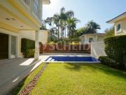 Casa em condomínio com 4 suítes e piscina no Alto da Boa...