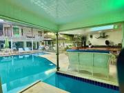 Casa em Condomínio com 6 Quarto s e 6 banheiro s para...