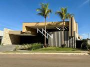 Casa em Condomínio 4 Suítes Goiânia