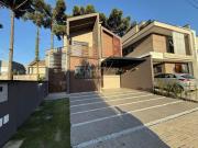 Casa em Condomínio Fechado no bairro Umbará