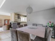 Casa em Condomínio, 03 Dormtórios, 03 Vagas,...