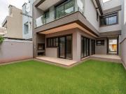 Casa em Condomínio, 03 Suítes, 03 Vagas, Terraço, Jardim...