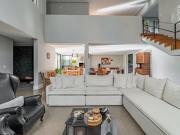 Casa em Condomínio, 04 Quartos, 04 Vagas, Churrasqueira,...