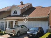 Casa em condomínio, 04 Suítes, 04 Vagas, Churrasqueira,...