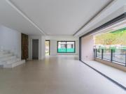 Casa em Condomínio, 04 Suítes, 05 Vagas, Face Norte,...