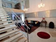 Casa em condomínio, 05 quartos sendo 04 suítes, 05...