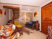 Casa em condominio, 2 dormitórios no Bairro Camaquã