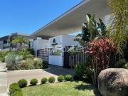 Casa em Condomínio, 3 dormitórios, 225 m², em Sarandi