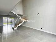 Casa em Condomínio, 3 dormitórios, 228.66 m², em Igara