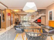 Casa em Condomínio, 3 dormitórios, 241 m², em Lomba do...