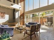 Casa em Condomínio, 3 dormitórios, 280 m², em Lomba do...