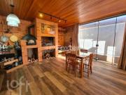 Casa em Condomínio, 3 dormitórios, 295.38 m², em São José