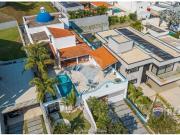 Casa em Condomínio 3 dorms, 1 suíte, piscina e área...