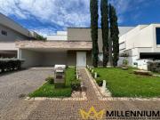 Casa em Condomínio 4 Dorm. Goiania