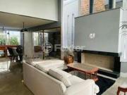 Casa em Condomínio, 4 dormitórios, 198 m², em Arco Íris