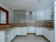 Casa em Condomínio, 4 dormitórios, 389 m², em Jardim Isabel