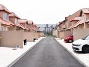 Casa em condominio, 4 dormitórios à venda, 75 m² Pinheirinho