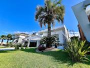 Casa em Condomínio, 4 dormitórios em Condominio Enseada...