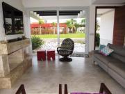 Casa em Condomínio, 4 dormitórios em Condominio Las...