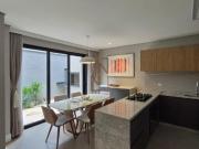 Casa em condomínio 4 dormitórios no Xaxim