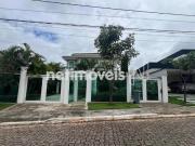 CASA EM CONDOMÍNIO | 4 SUÍTES | 6 BANHOS | DCE | 5 VAGAS...