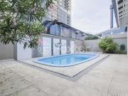 Casa em Condomínio, 5 dormitórios, 375 m², em Jardim...