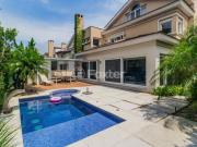 Casa em Condomínio, 5 dormitórios, 457.68 m², em Pedra...