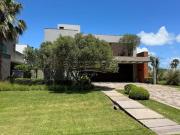 Casa em Condomínio, 5 dormitórios em Condominio Ventura...