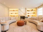 Casa em Condomínio | 775m² | 5 suítes | 7 vagas | 775 m²...