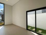 Casa em Condomínio à venda, 3 quartos, 1 suíte, 4 vagas,...