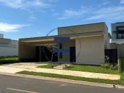 Casa em condomínio à venda, 3 quartos Condomínio Lagos...