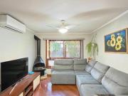 Casa em Condomínio à venda 3 quartos e 2 vagas de garagem