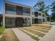 Casa em Condomínio à venda, 4 quartos, 1 suíte, 3 vagas,...