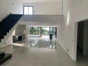 Casa em Condomínio à venda, 4 quartos, 2 suítes, 4...