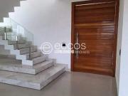 Casa em condomínio à venda, 4 quartos, 3 suítes, 6...