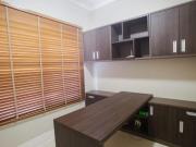 Casa em Condomínio à venda, 4 quartos, 4 suítes, 3...