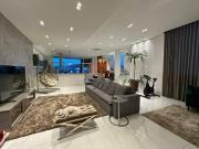 Casa em condomínio à venda, 4 quartos, 4 suítes, 6...