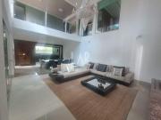 Casa em Condomínio à venda, 5 quartos, 5 suítes, 5...