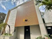 Casa em Condomínio à Venda com 3 Suítes e 5 Vagas Brooklin