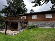 Casa em Condomínio à venda em Campos do Jordão