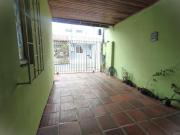 Casa em Condomínio à Venda em Santa Cândida, Curitiba...