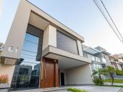 Casa em condominio a venda em Santa Felicidade