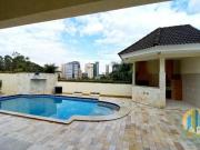 Casa em Condomínio à Venda em Santana de Parnaíba / SP