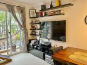 Casa em condomínio á venda localizado na Vila São Francisco.