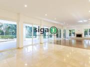 Casa em Condomínio a venda na Chácara Flora com 4 quartos