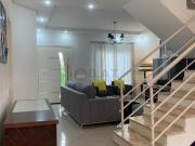 CASA EM CONDOMÍNIO À VENDA NO CONDOMÍNIO IBITI ROYAL...